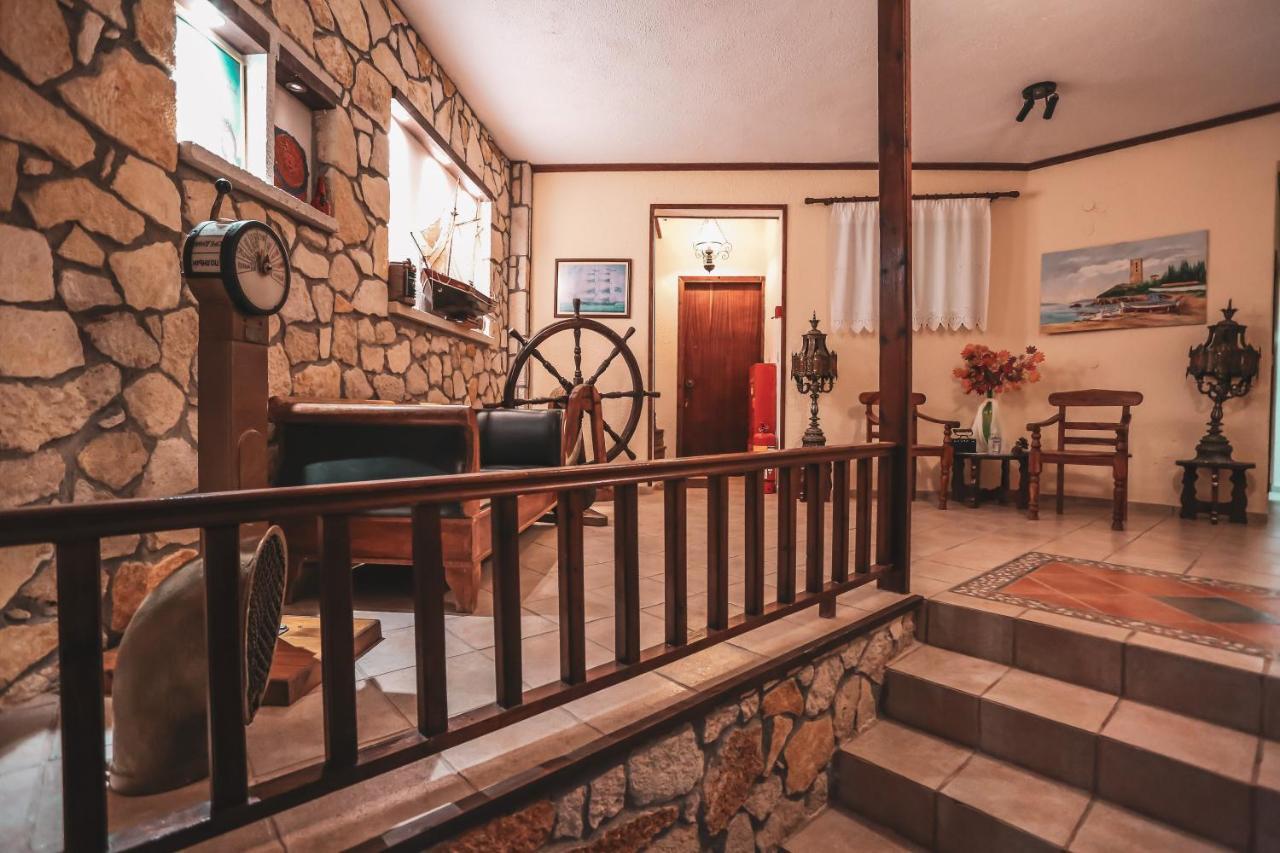 Karnagio Vasilas Agia Paraskevi  Esterno foto
